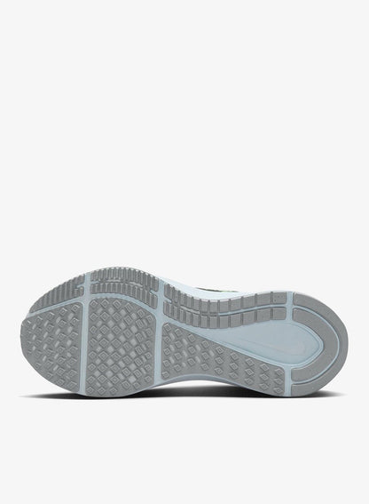 Nike Structure 25