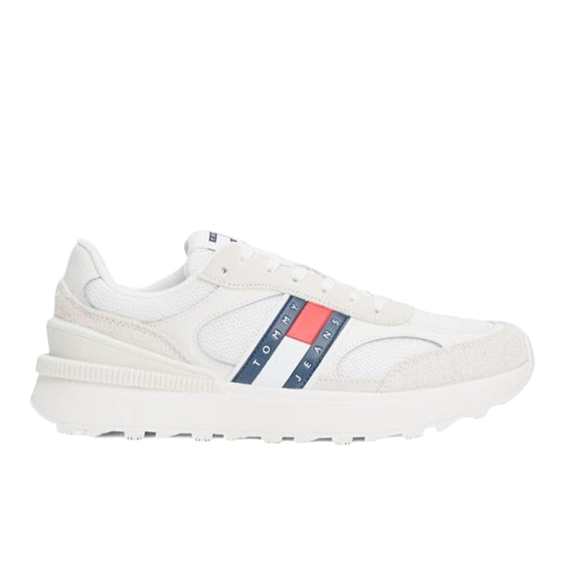 Evolve Low Top Sneakers
