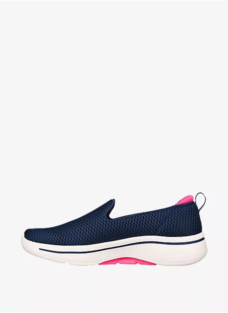GO WALK ARCH FIT