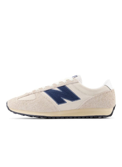 New Balance Grey (020) Black Training Shoes - Unisex
