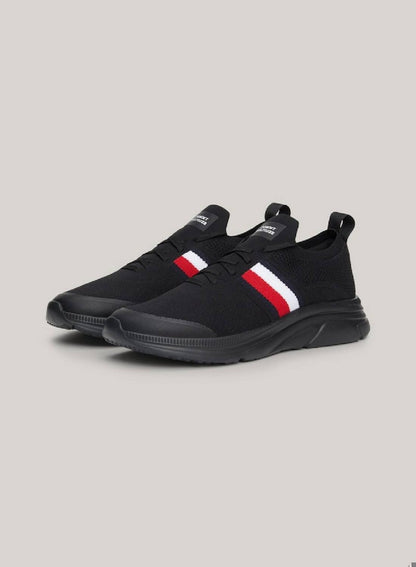 Th Modern Essential Cleat Runner Sneakers