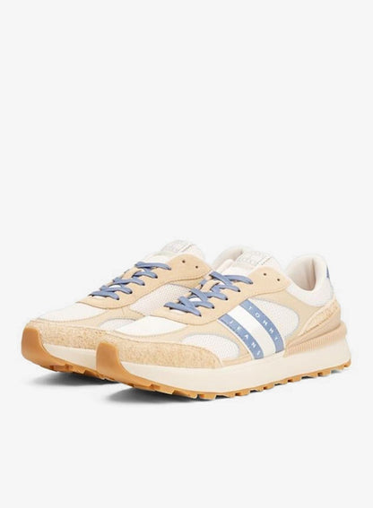 Casual Low Top Sneakers