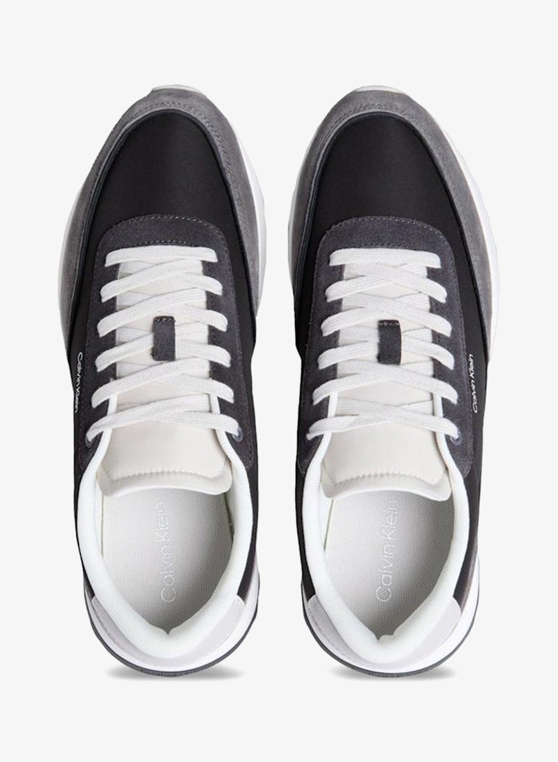 City Runner  Low Top Sneakers