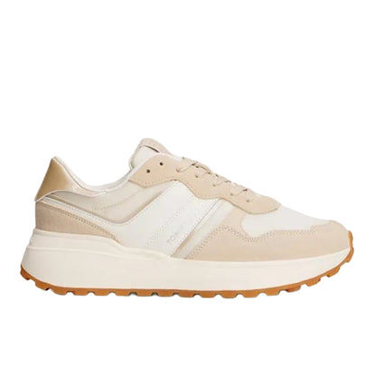 Cleated Runner