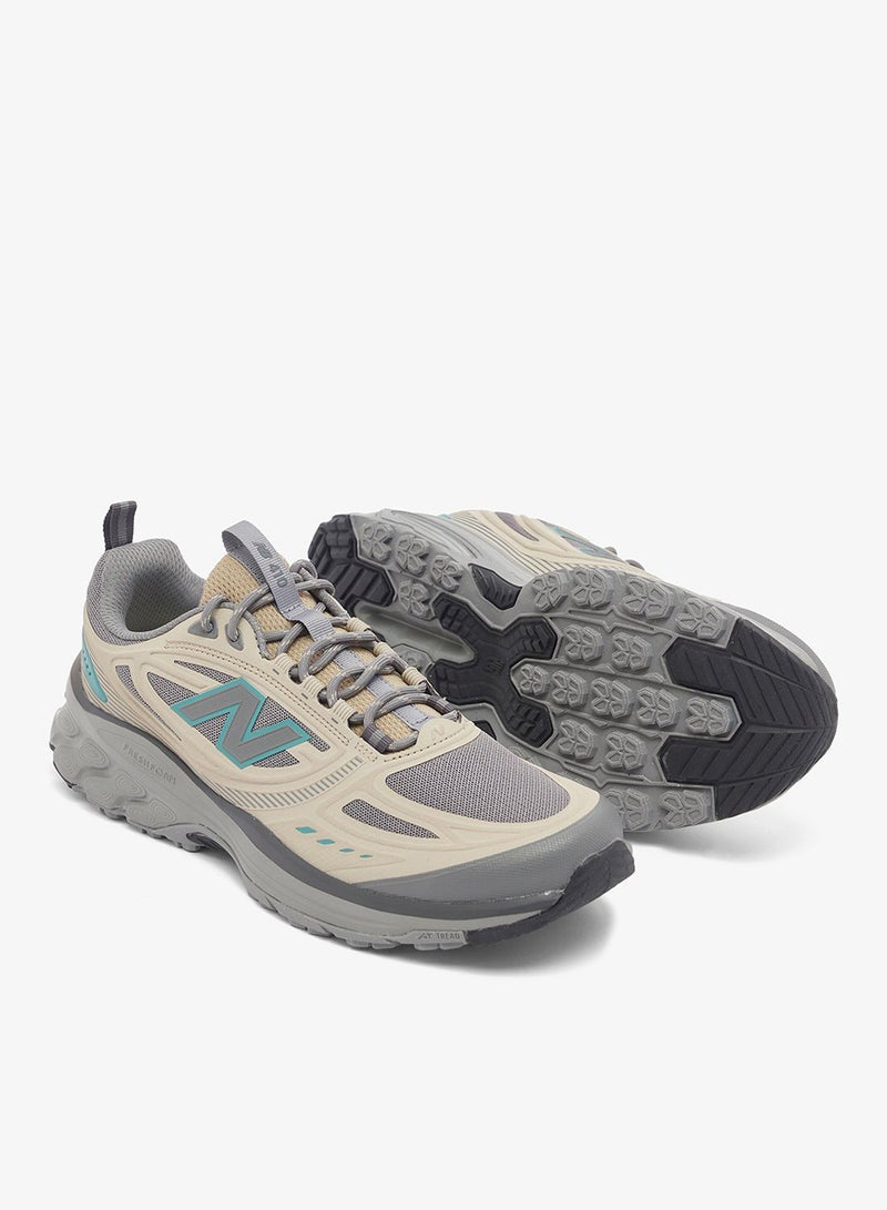 410  Sports Shoes