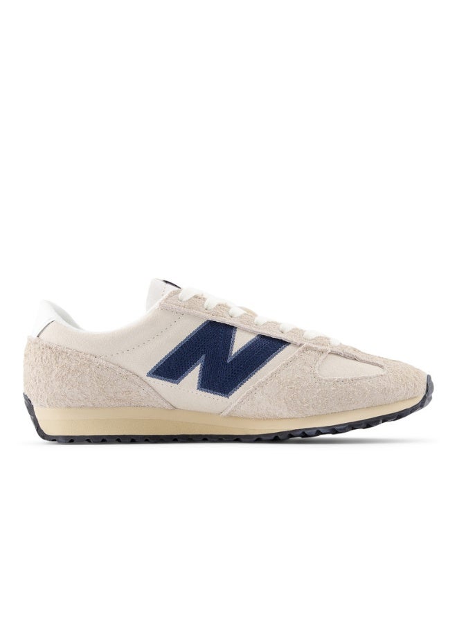 New Balance Grey (020) Black Training Shoes - Unisex