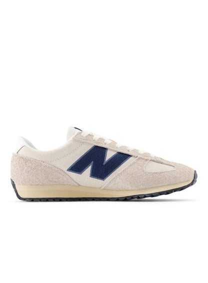 New Balance Grey (020) Black Training Shoes - Unisex
