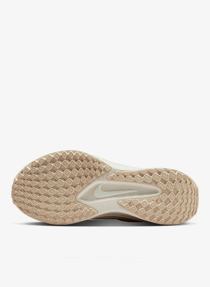 Nike Quest 6