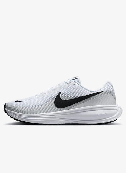 NIKE REVOLUTION 8