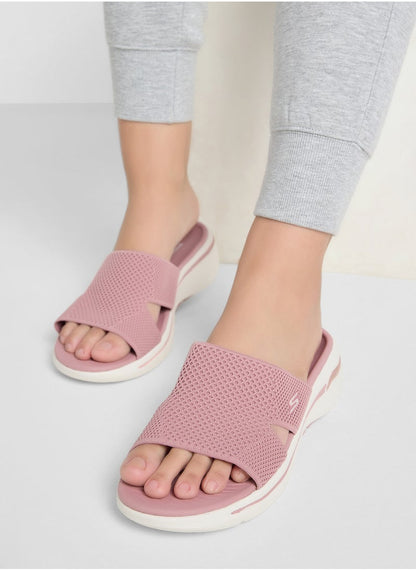 Go Walk Arch Fit