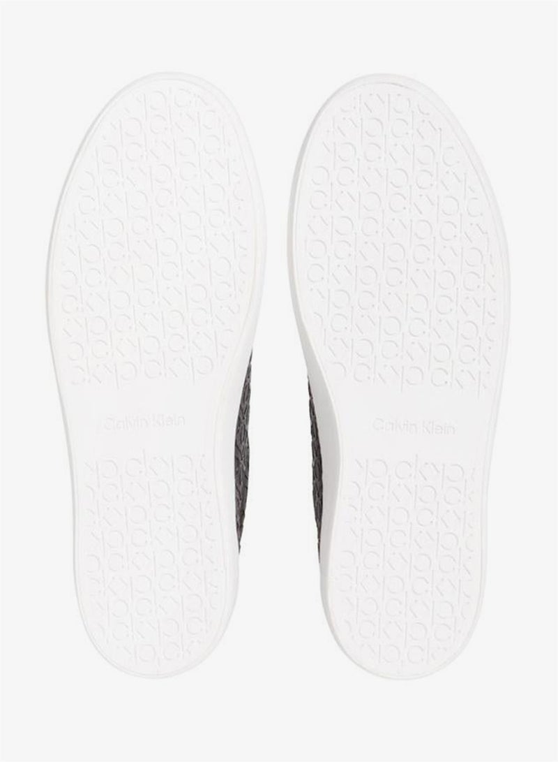 Casual Low Top Sneakers