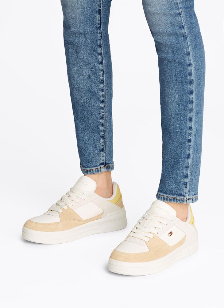 Essential Basket Sneakers