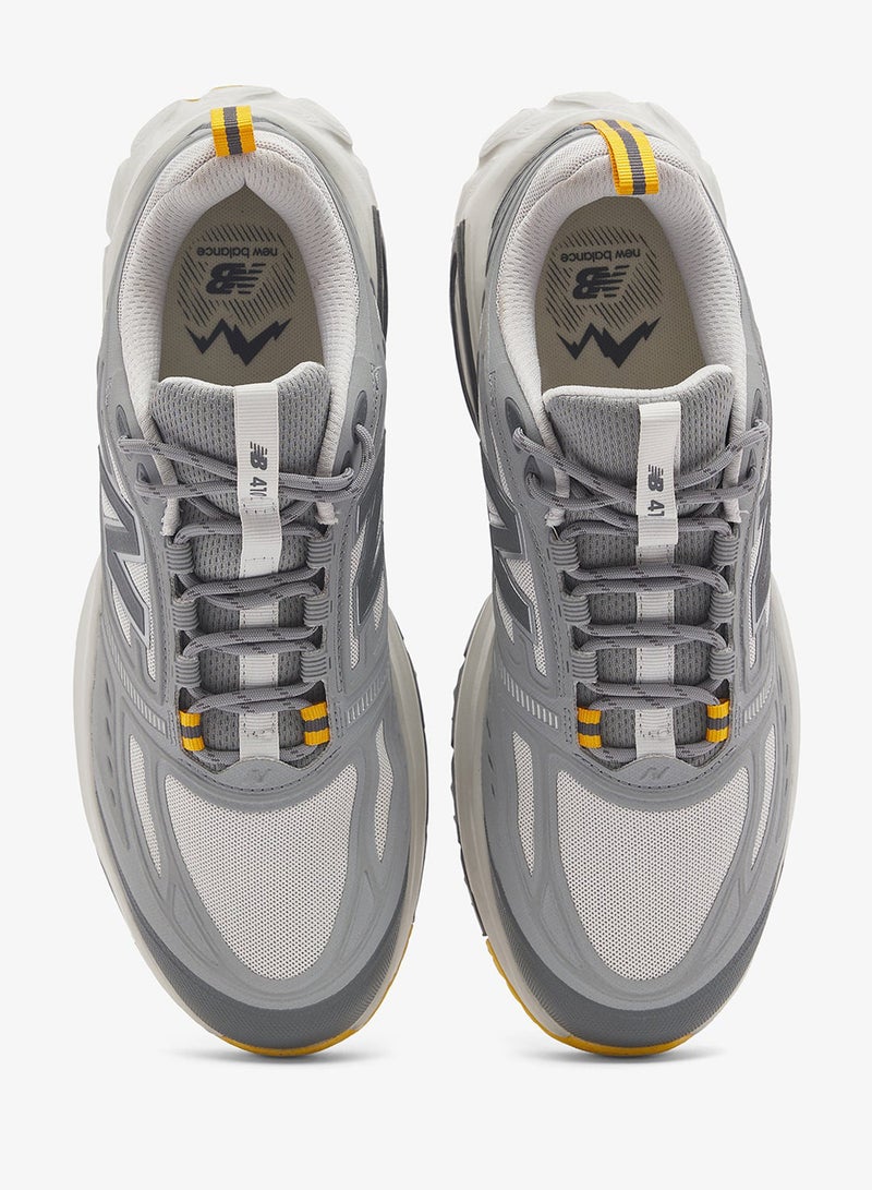 410  Sports Shoes