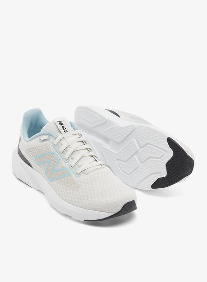 413  Sports Shoes