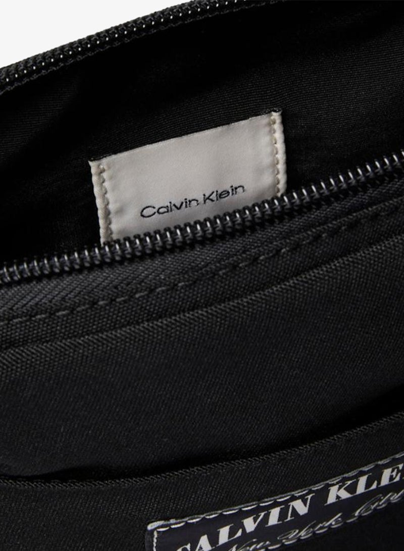 Graphic Capsule Reporter