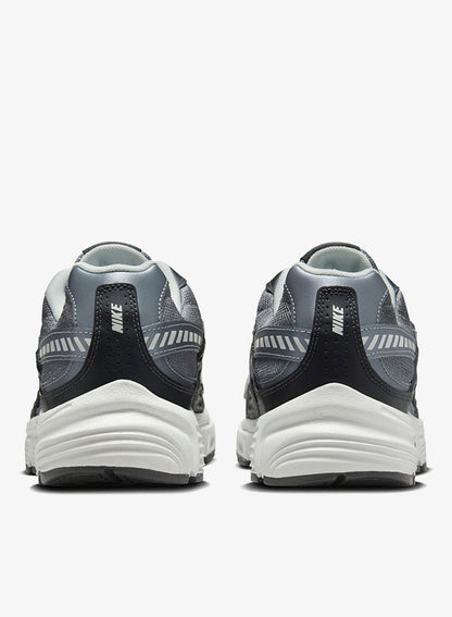 NIKE INITIATOR SC