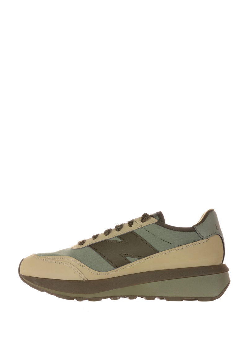 370 Sneakers