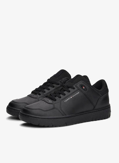 Casual Low Top Sneakers