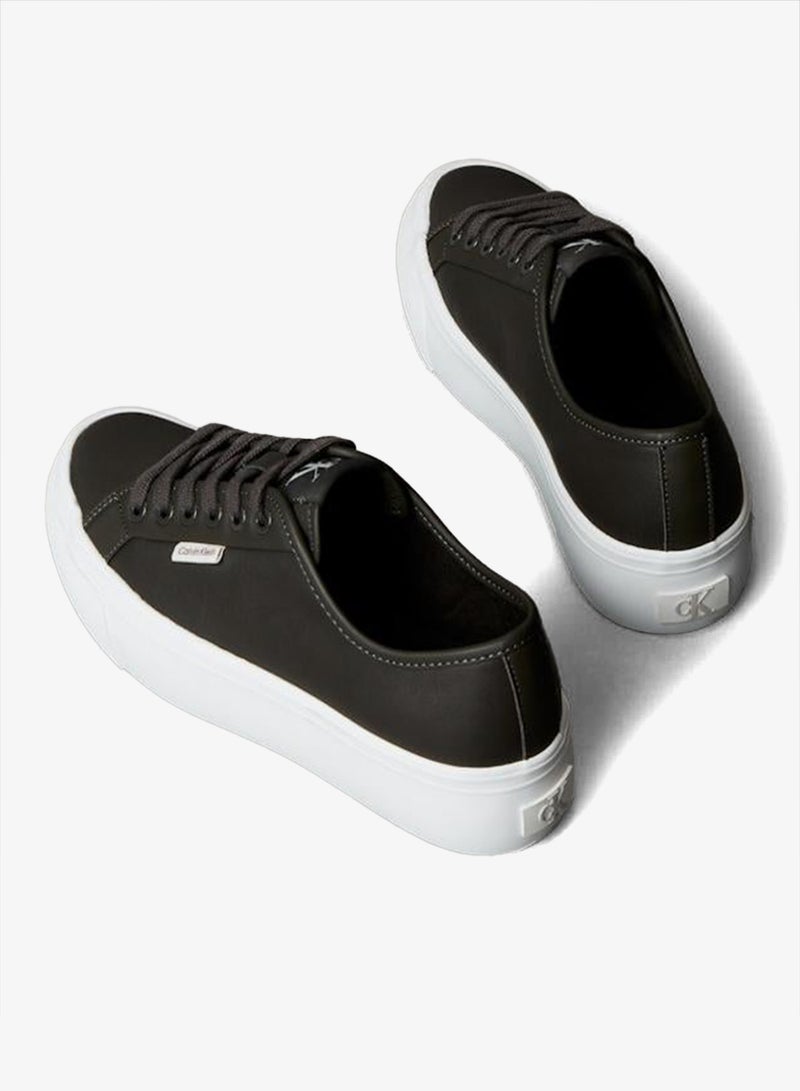 Casual Low Top Sneakers