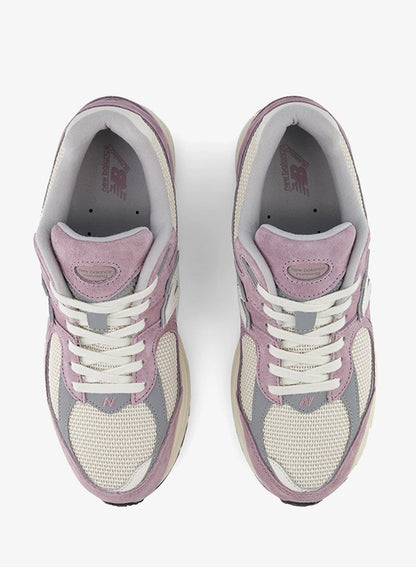 2002 Sneakers