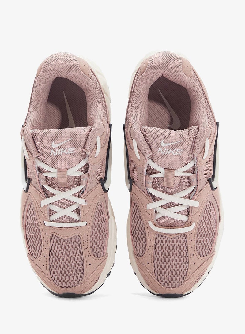 W NIKE V5 RNR SUEDE