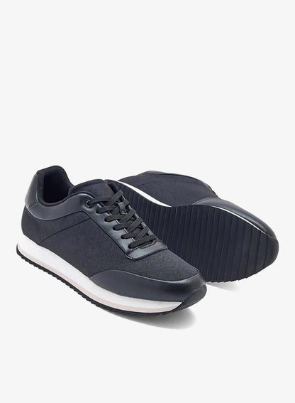 Causal Low Top Sneakers