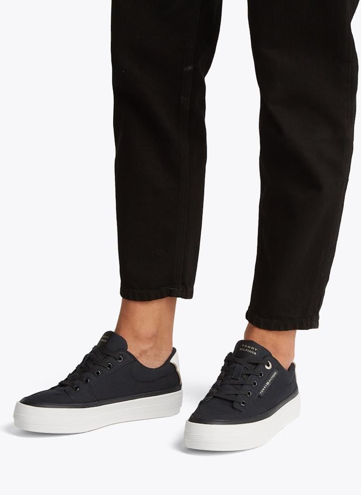Logo Detail Lace Up Low Top Sneakers