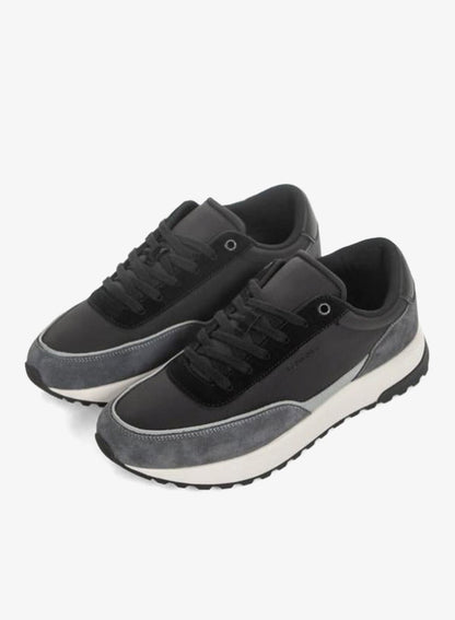 Casual Low Top Retro Sneakers