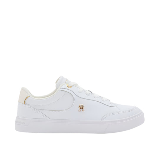 Logo Detail Lace Up Low Top Sneakers