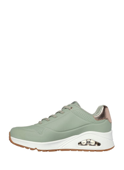 Uno Sneakers