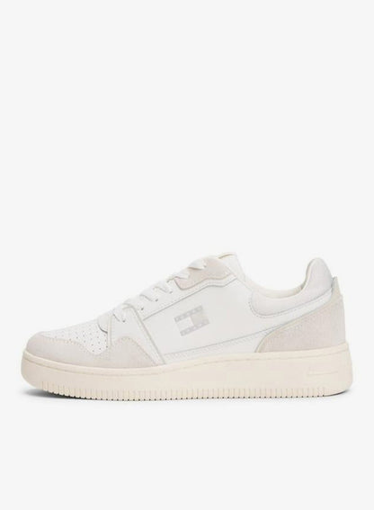 Retro Basket Low Top Sneakers