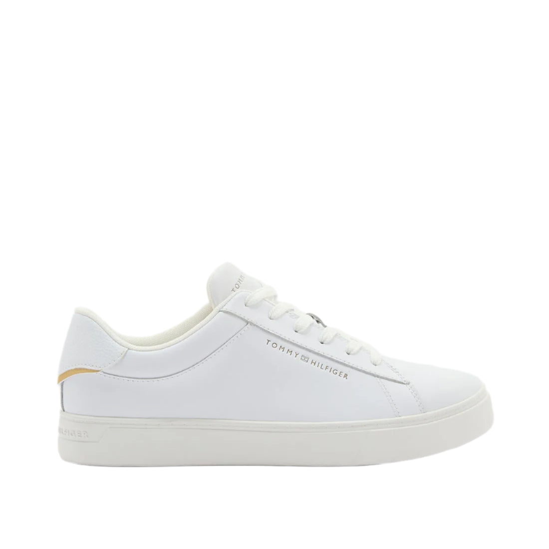 Logo Detail Lace Up Low Top Sneakers