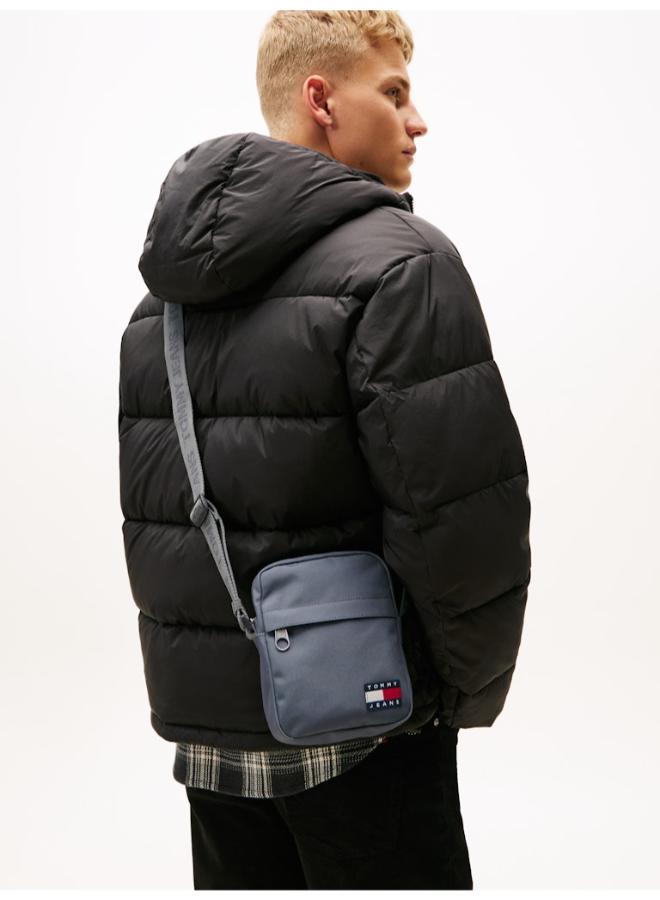 Essential Messenger Bag