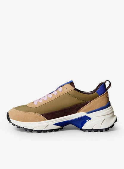 Casual Low Top Sneakers