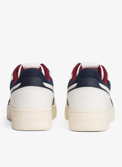 Casual Low Top Sneakers
