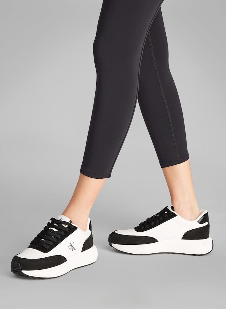 ATHLEISURE RUNNER TRAINERS