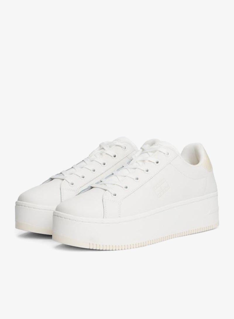 Flatform Pearlized Sneaker