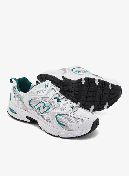 New Balance White (100) Trainers - Unisex