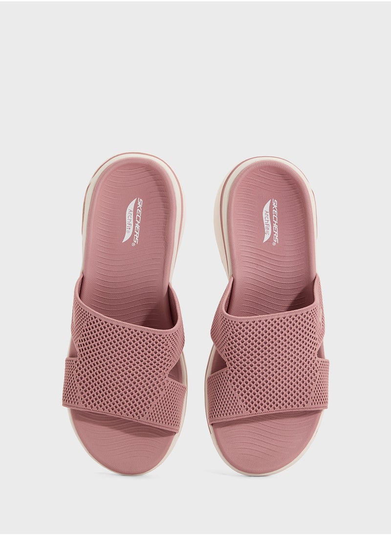 Go Walk Arch Fit