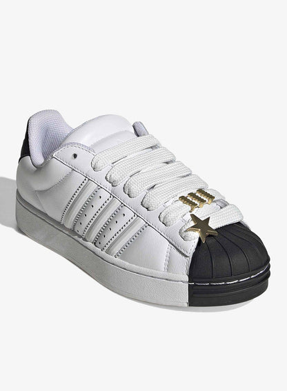 Superstar St