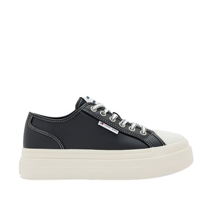 Logo Detail Lace Up Low Top Sneakers