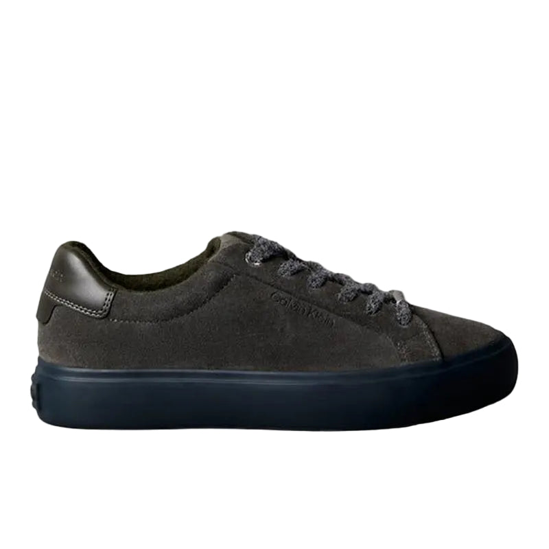 Casual Low Top Sneakers