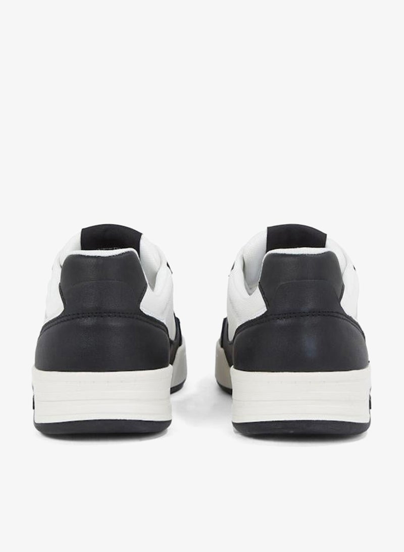 ESSENTIAL LEATHER LOW TRAINERS