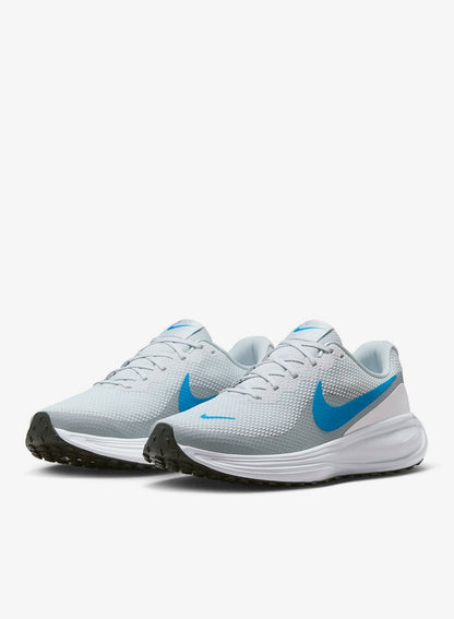 Nike Revolution 8