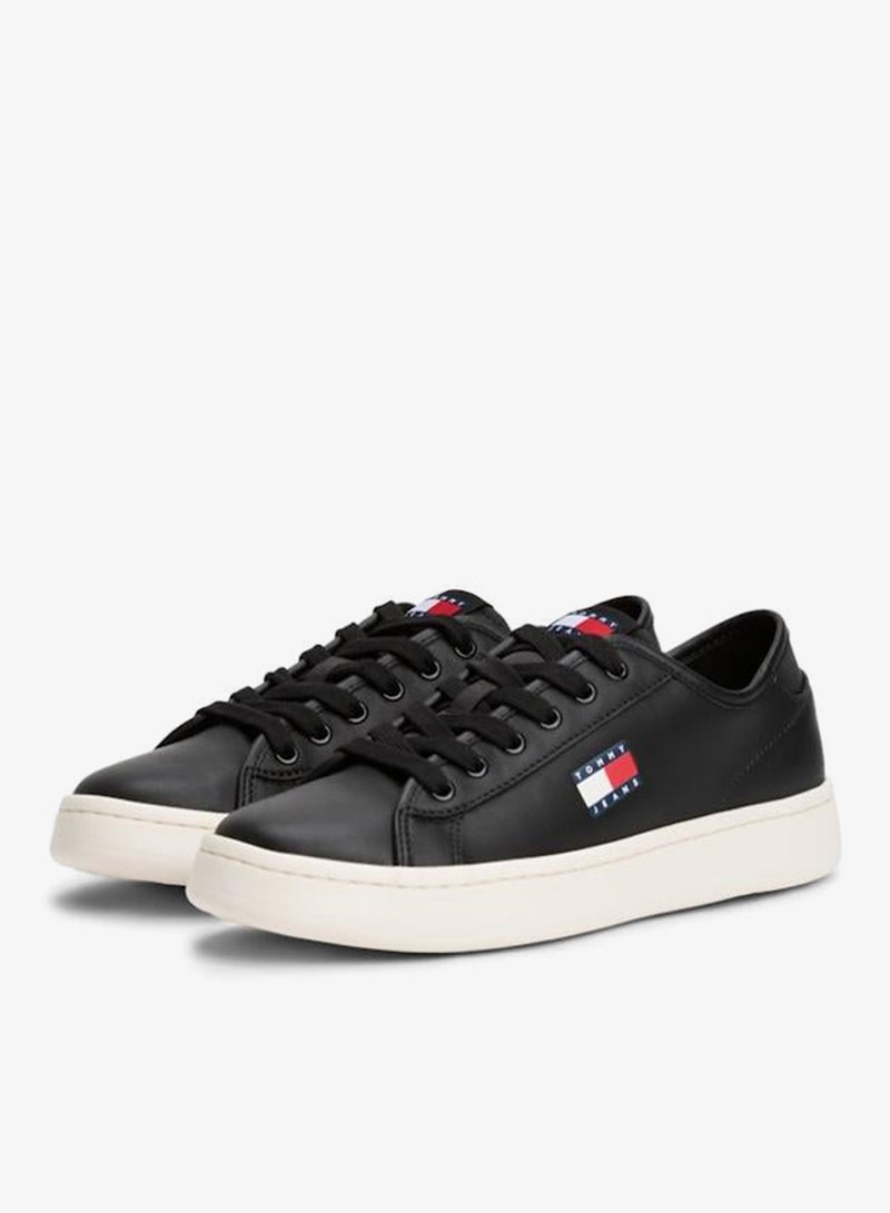 Lightweight Court Low Top Sneaker
