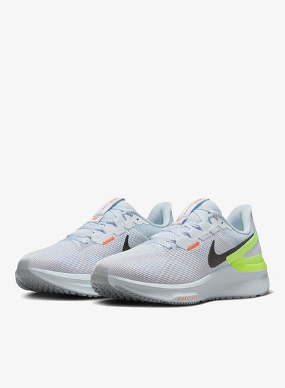 Nike Structure 25