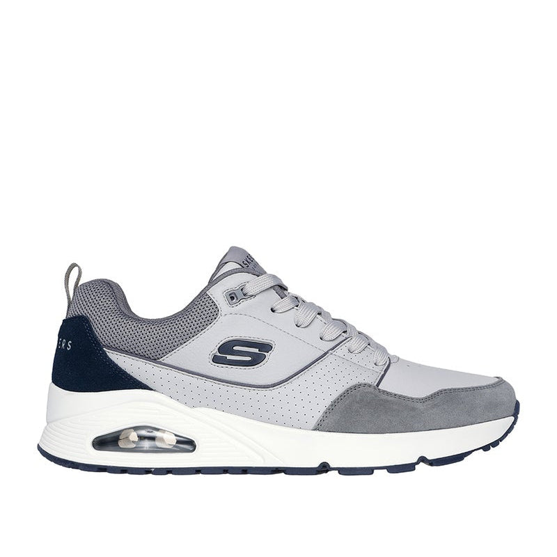 Uno Sneakers