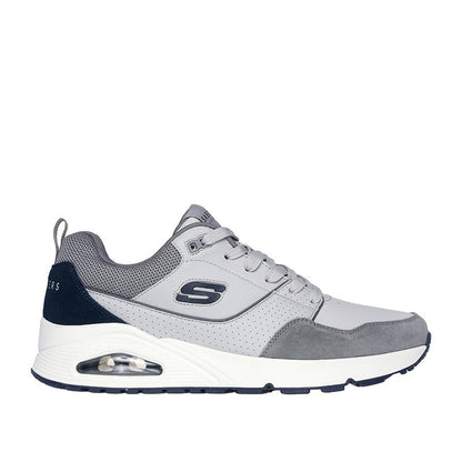 Uno Sneakers