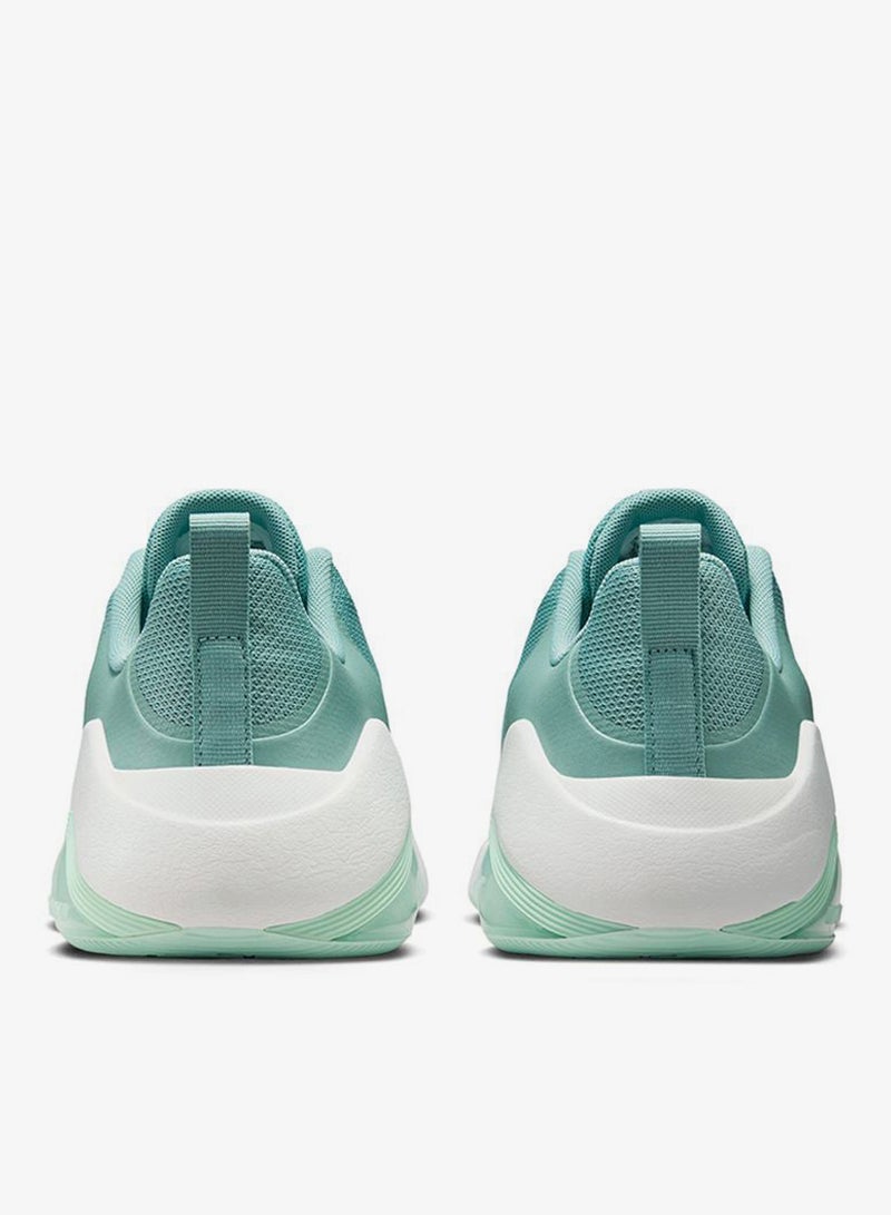 Nike Bella 7