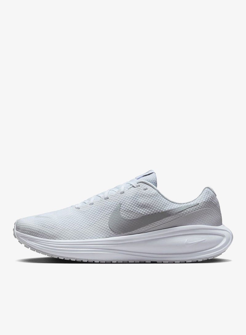 Nike Revolution 8 Trainers for Men - White
